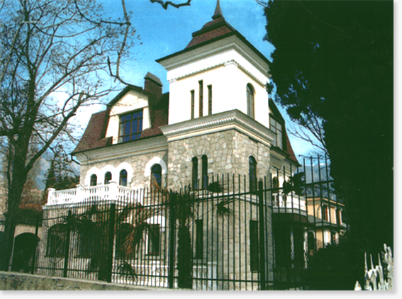 Count Vorontsov's Palace in the center of Yalta.